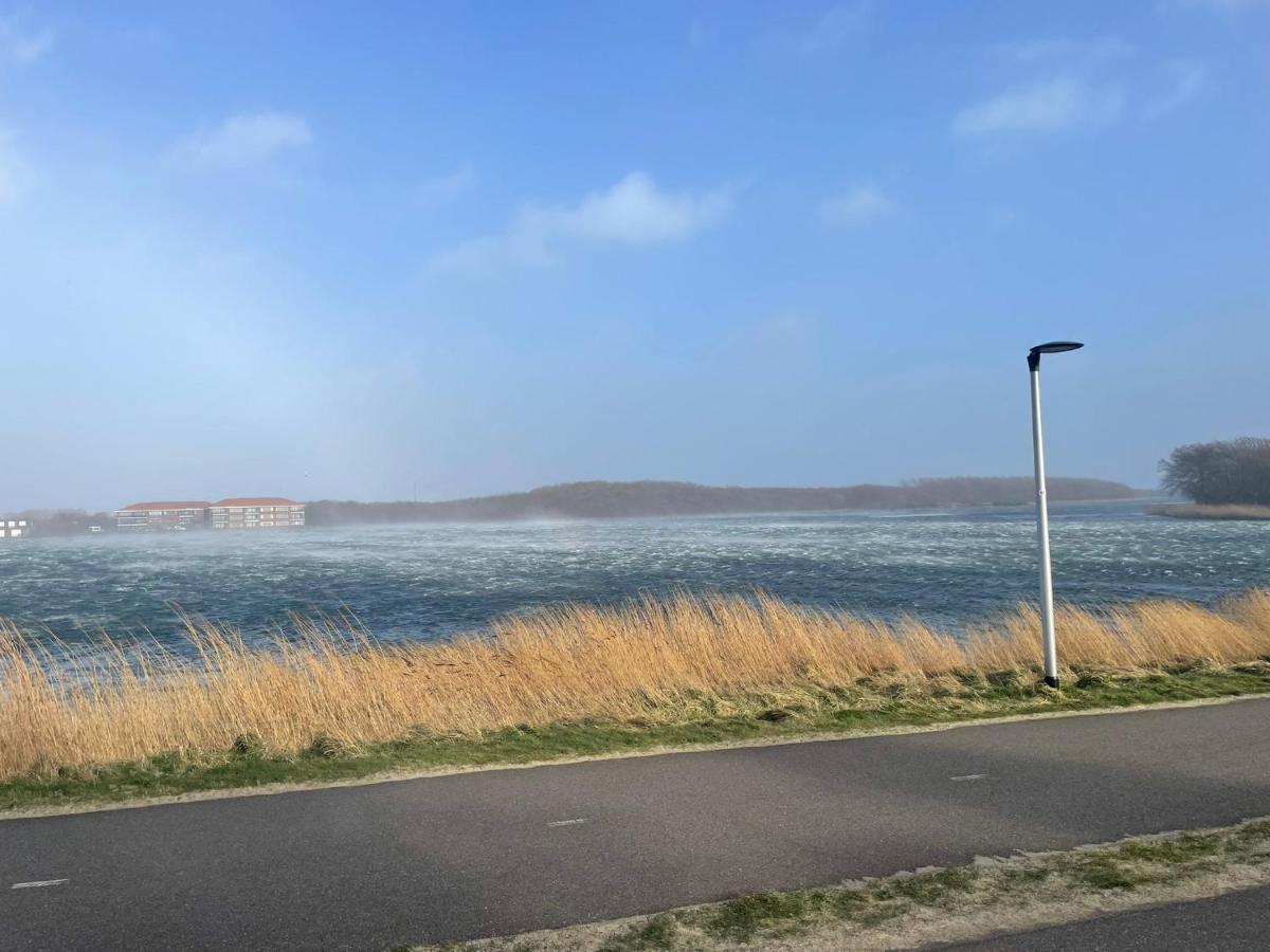 Vakantiewoning 100M Van Het Strand Met 1 Slaapkamer Westkapelle Exterior photo