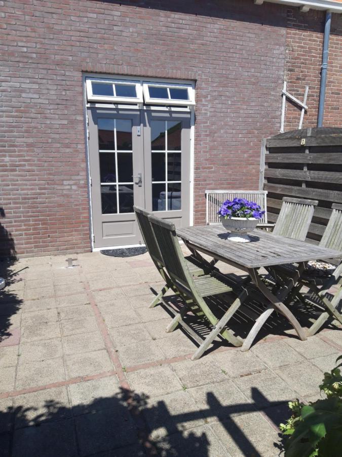 Vakantiewoning 100M Van Het Strand Met 1 Slaapkamer Westkapelle Exterior photo